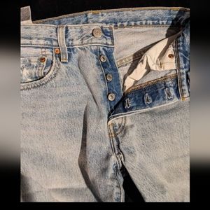Women's Levi's 501 button up jeans